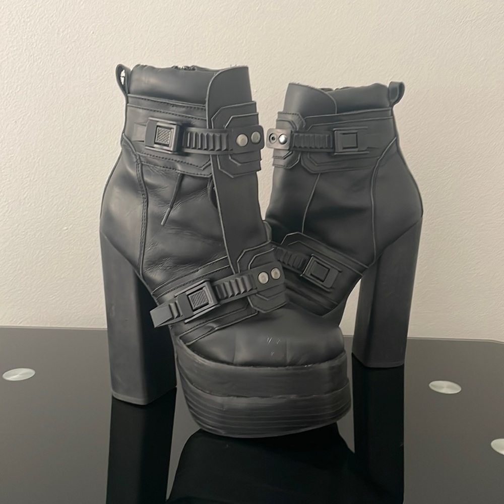 Jeffery Campbell space platform boots
